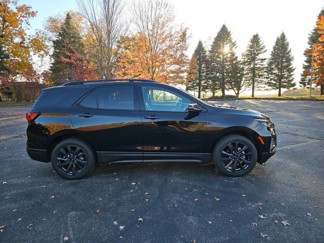 Used 2024 Chevrolet Equinox RS image 7