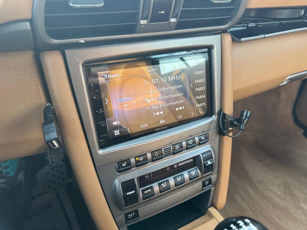 Used 2008 Porsche 911 Carrera 4 image 13