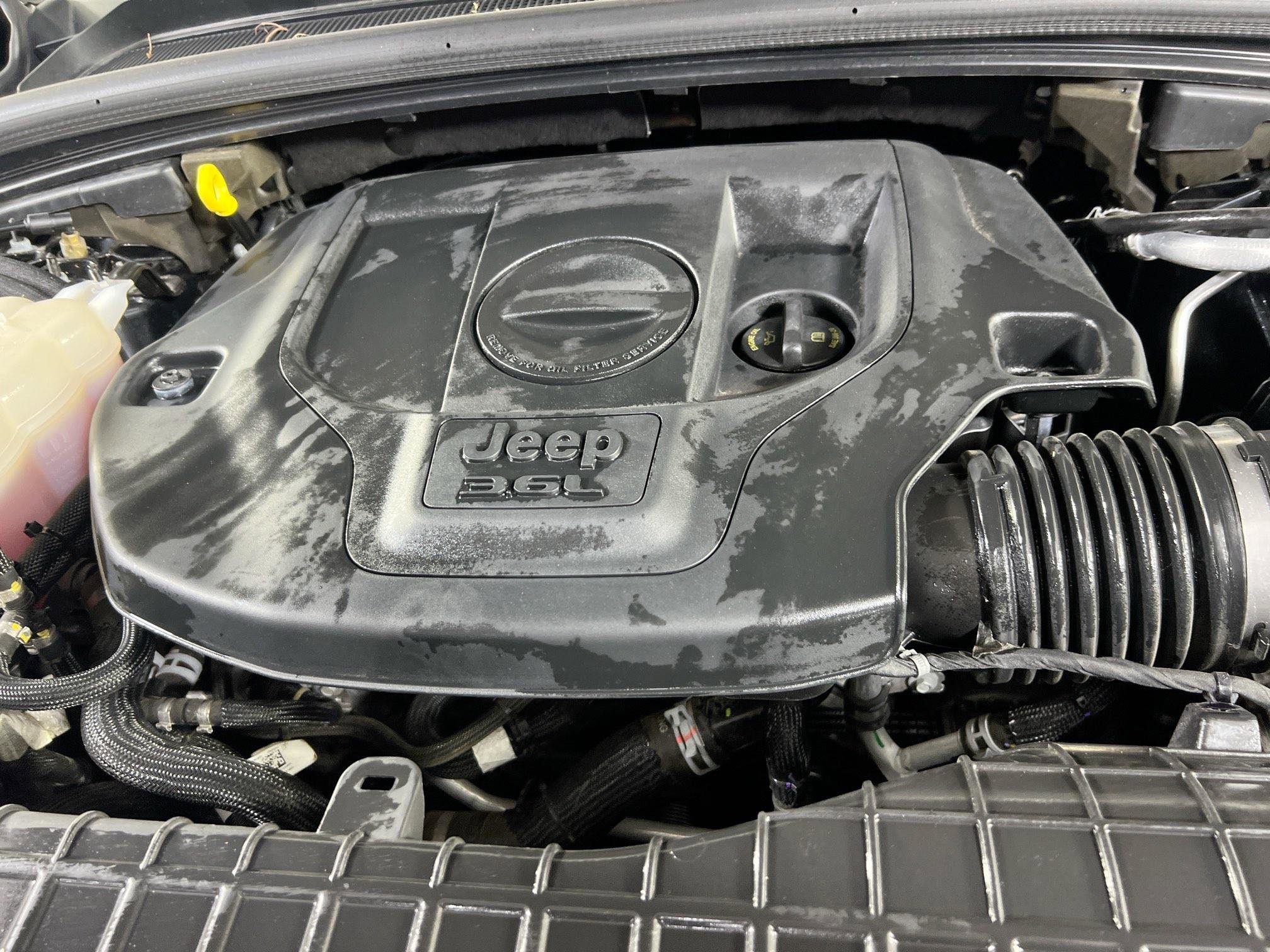 Used 2023 Jeep Grand Cherokee Overland image 31