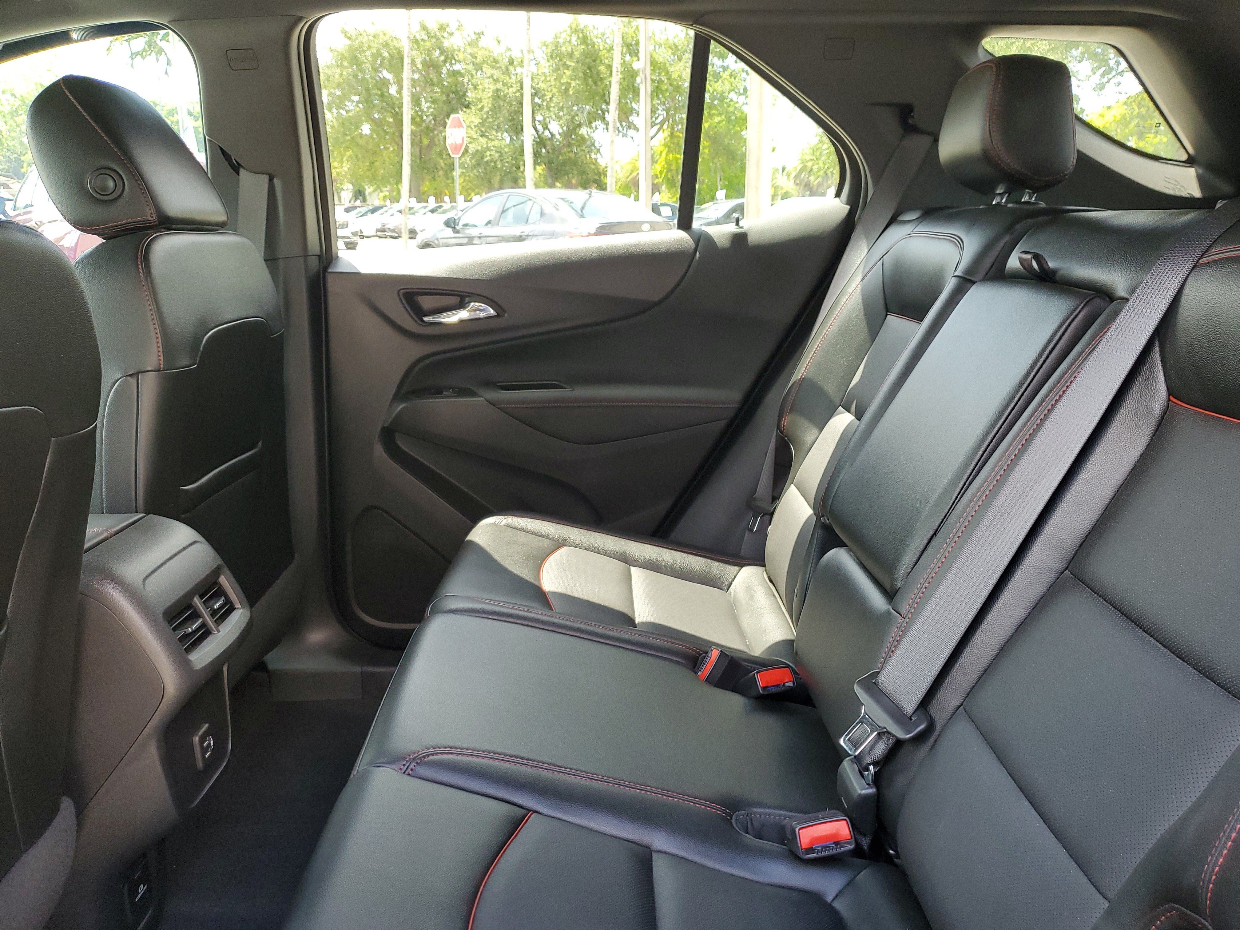 Used 2024 Chevrolet Equinox RS w/ RS Leather Package FWD image 12