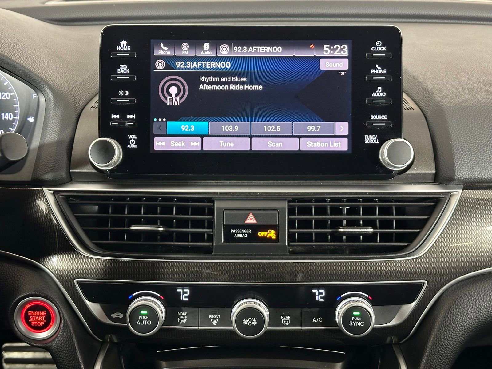 Used 2018 Honda Accord Sport image 13