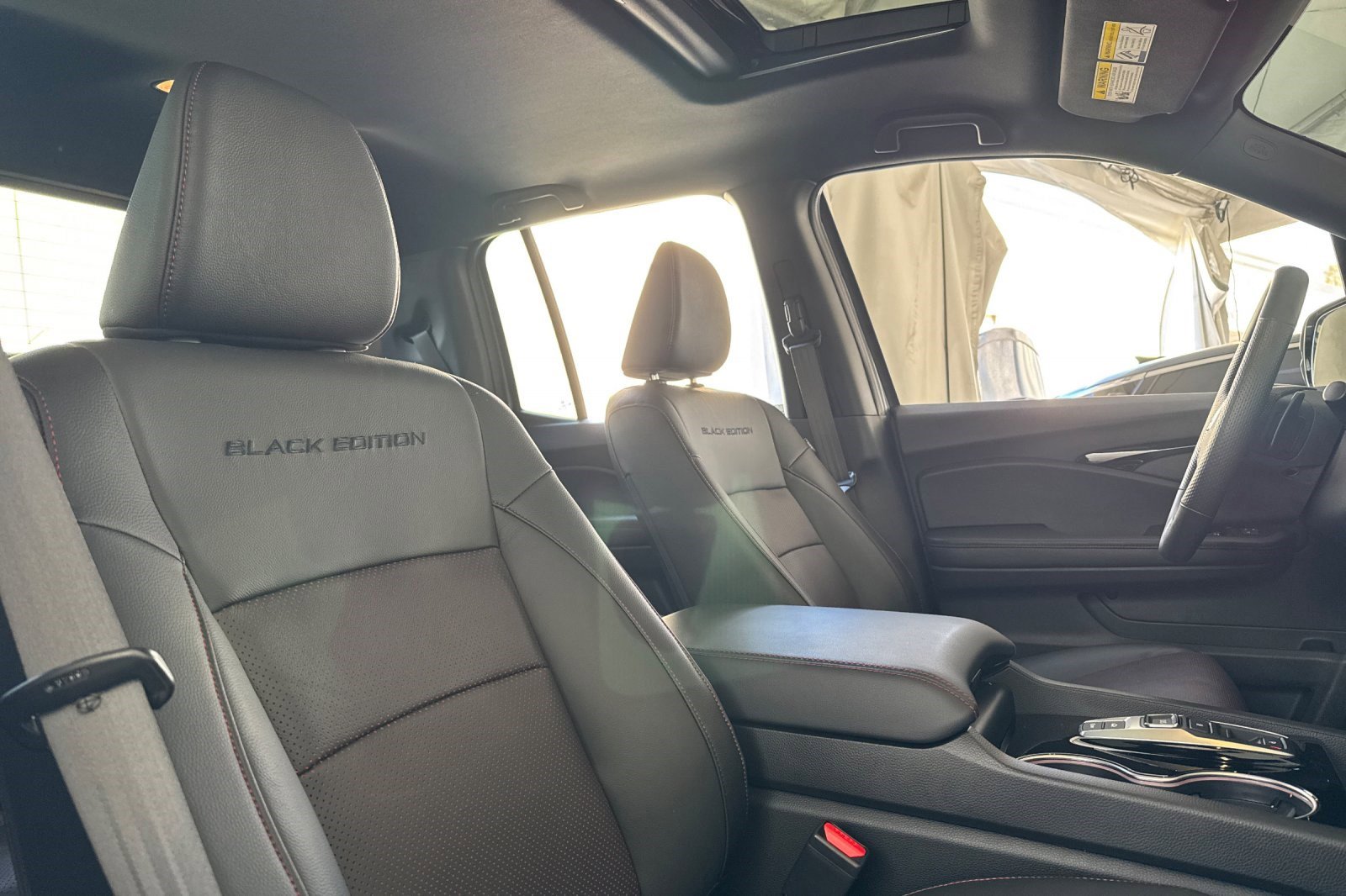 Certified 2025 Honda Ridgeline Black Edition image 32