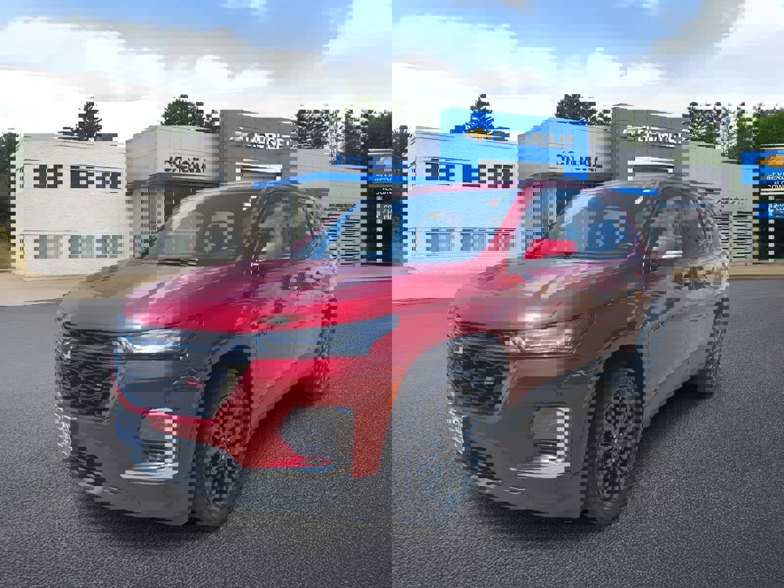 Used 2023 Chevrolet Traverse RS video 1