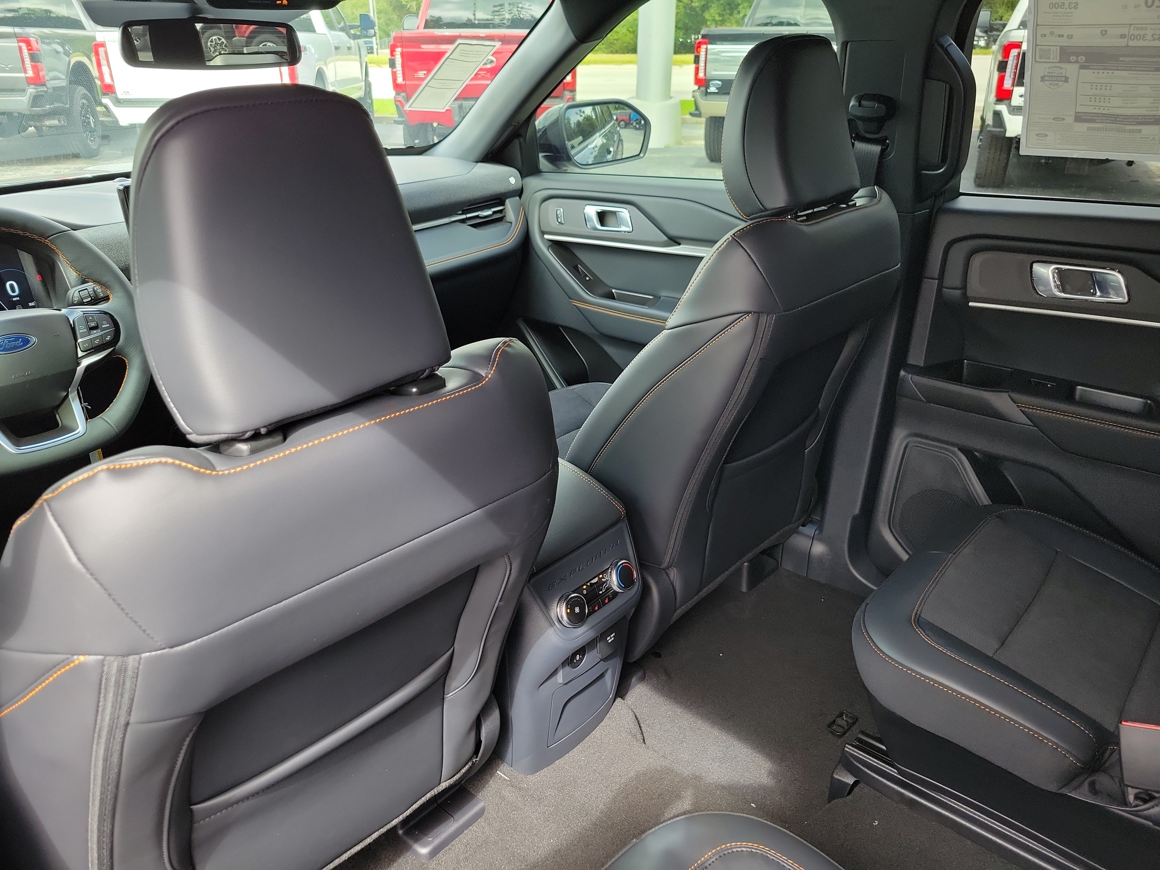 New 2027 Ford Explorer Tremor w/ Tremor Convenience Package AWD/4WD image 21