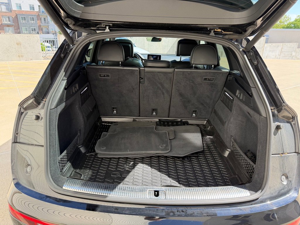 Used 2018 Audi SQ5 Premium Plus w/ Navigation Package AWD/4WD image 23