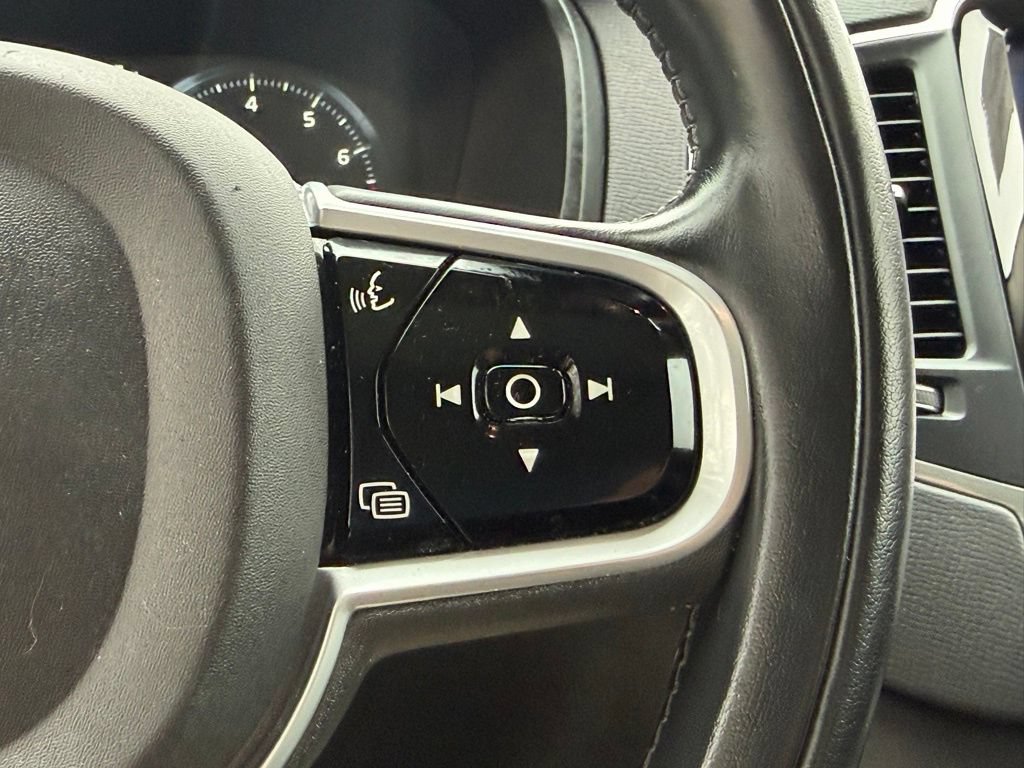 Used 2019 Volvo XC90 T6 Momentum w/ Protection Package Premier AWD/4WD image 23