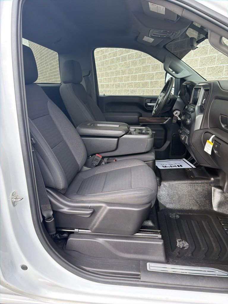 Used 2020 Chevrolet Silverado 3500 LT image 28