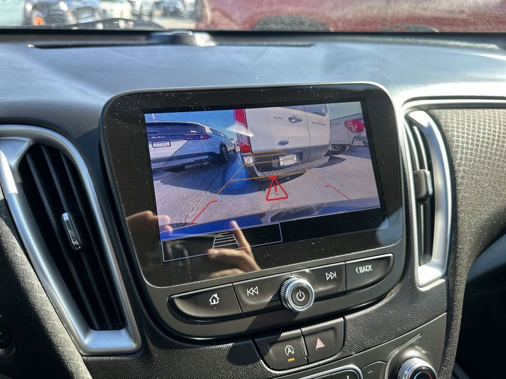 Used 2024 Chevrolet Malibu LT w/ Midnight Edition image 17