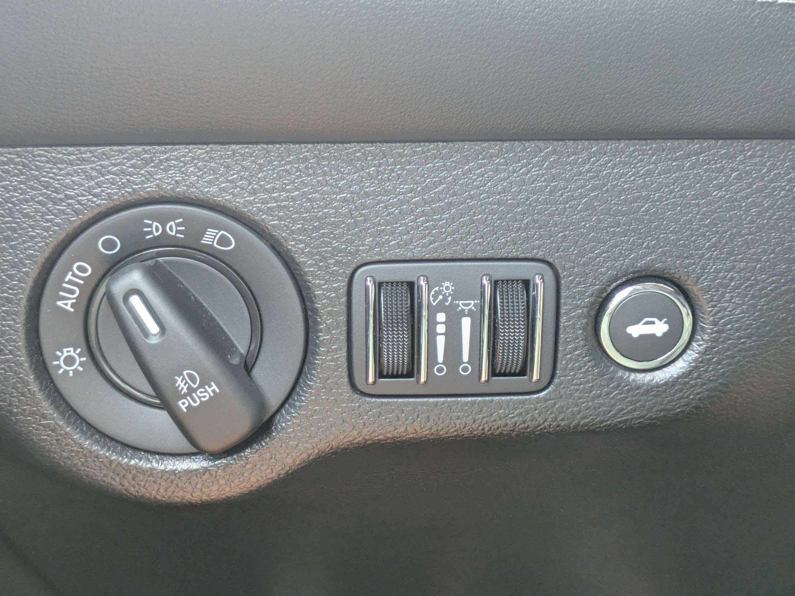 Used 2023 Dodge Challenger GT w/ Plus Package RWD image 22