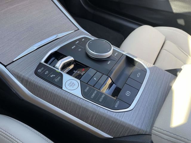 Used 2025 BMW 430i Convertible w/ Premium Package RWD image 34