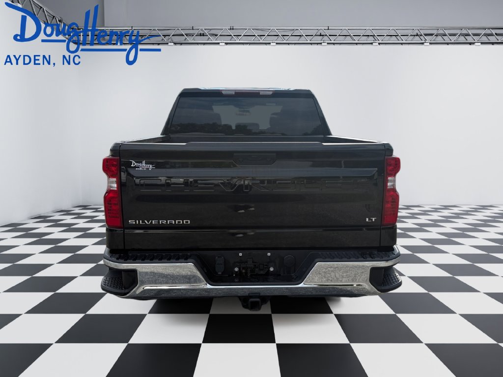 Used 2025 Chevrolet Silverado 1500 LT RWD image 4