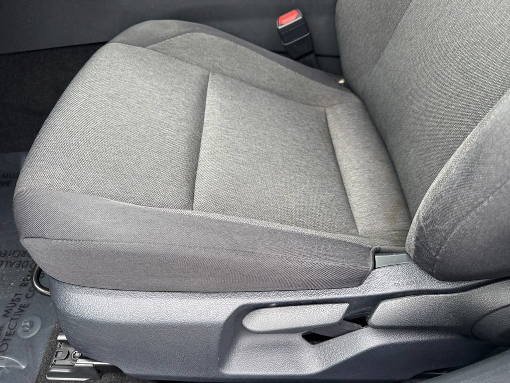 Used 2025 Toyota Camry LE FWD image 25