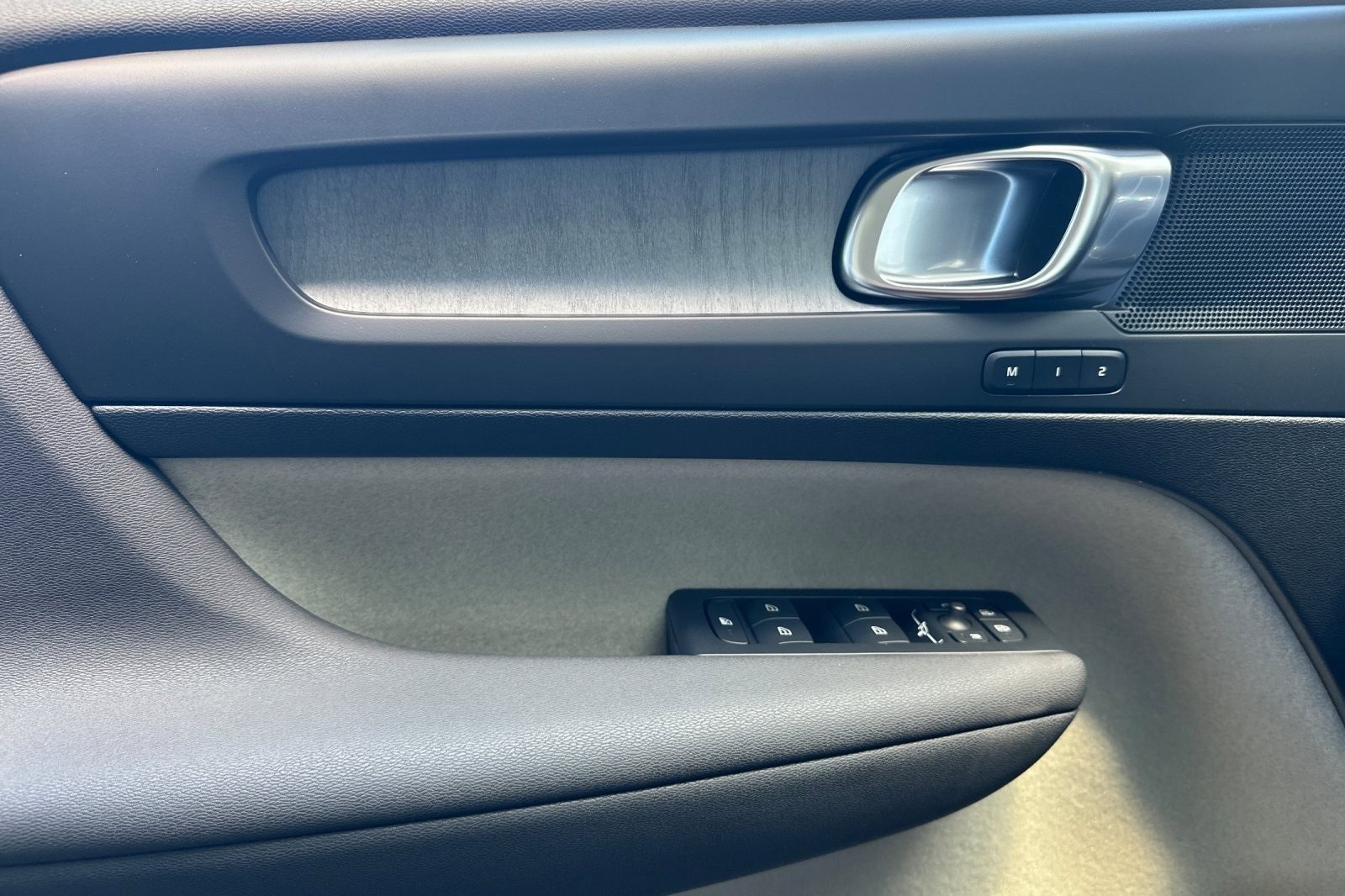 New 2026 Volvo XC40 B5 Plus w/ Protection Package Premier image 14