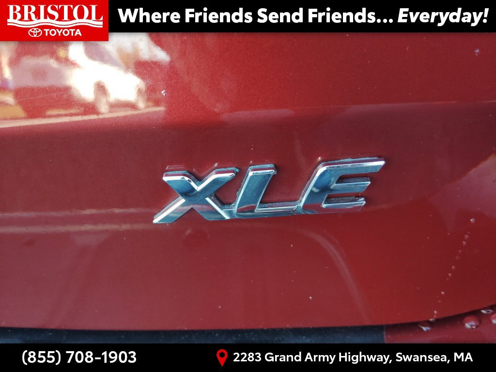 Used 2015 Toyota Sienna XLE FWD image 31