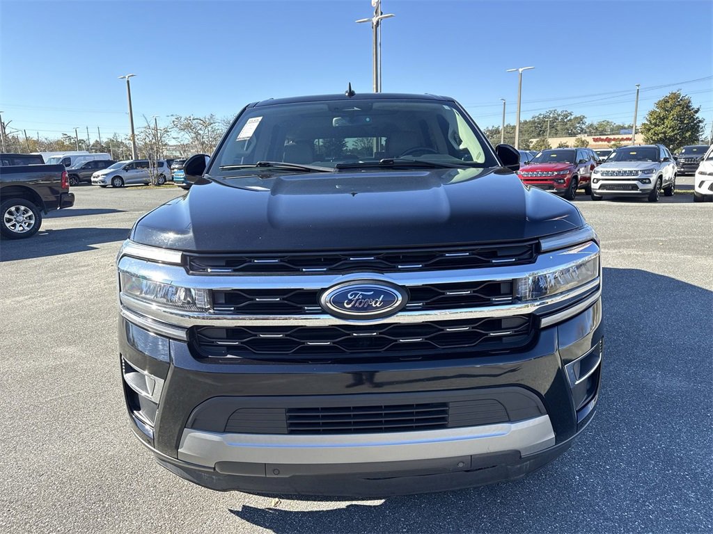 Used 2023 Ford Expedition Max Limited image 6