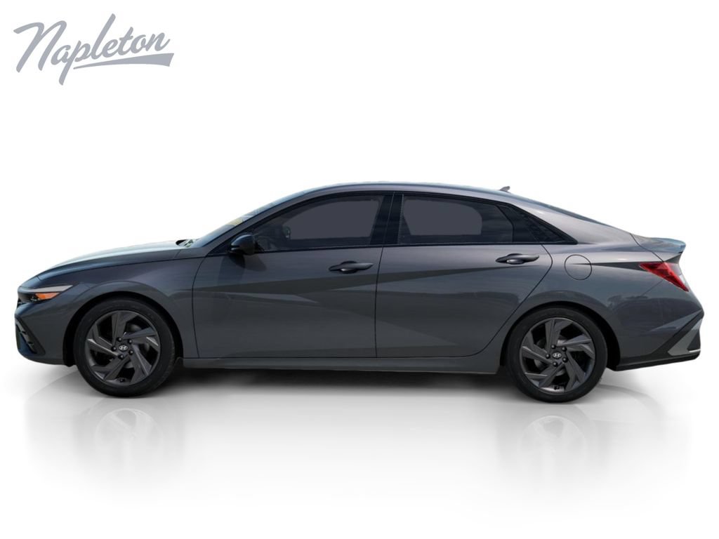 New 2026 Hyundai Elantra SEL Sport FWD image 3