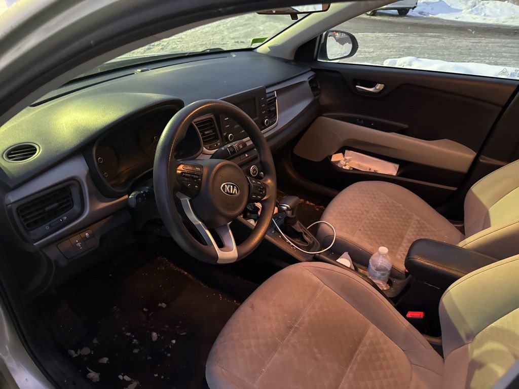 Used 2018 Kia Rio S image 12