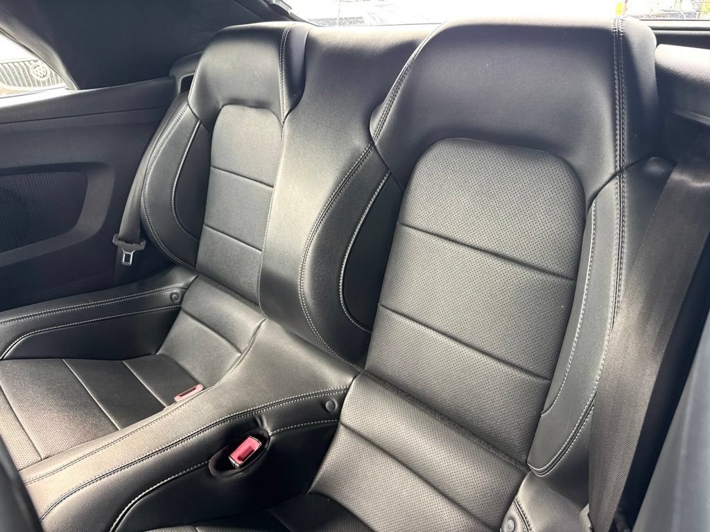 Used 2019 Ford Mustang GT Premium w/ Equipment Group 401A RWD image 11