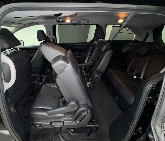 Used 2022 Honda Odyssey Touring image 16