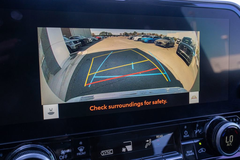 Used 2023 Toyota Highlander Limited image 16