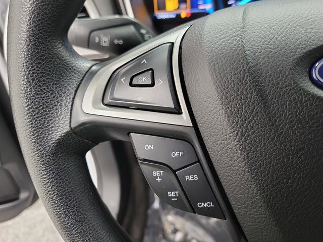 Used 2020 Ford Fusion SE image 20