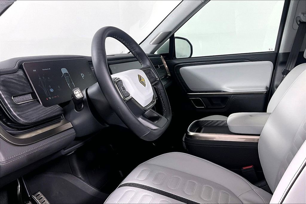 Used 2023 Rivian R1S Adventure AWD/4WD image 13