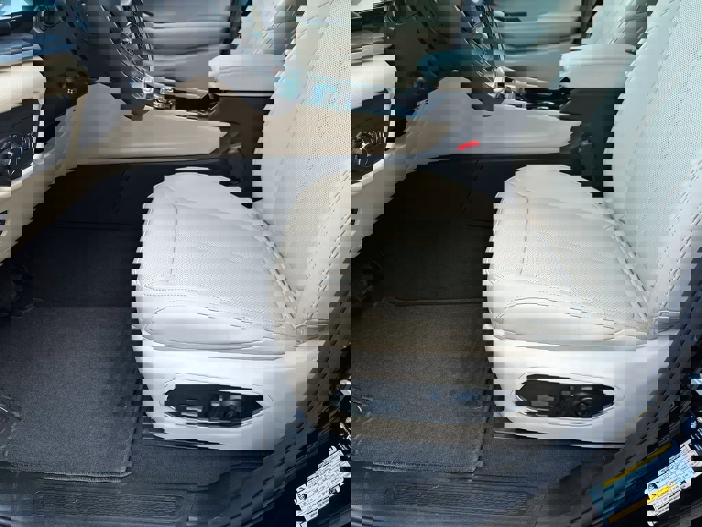 New 2025 Jeep Grand Cherokee L Limited w/ Luxury Tech Group II image 12