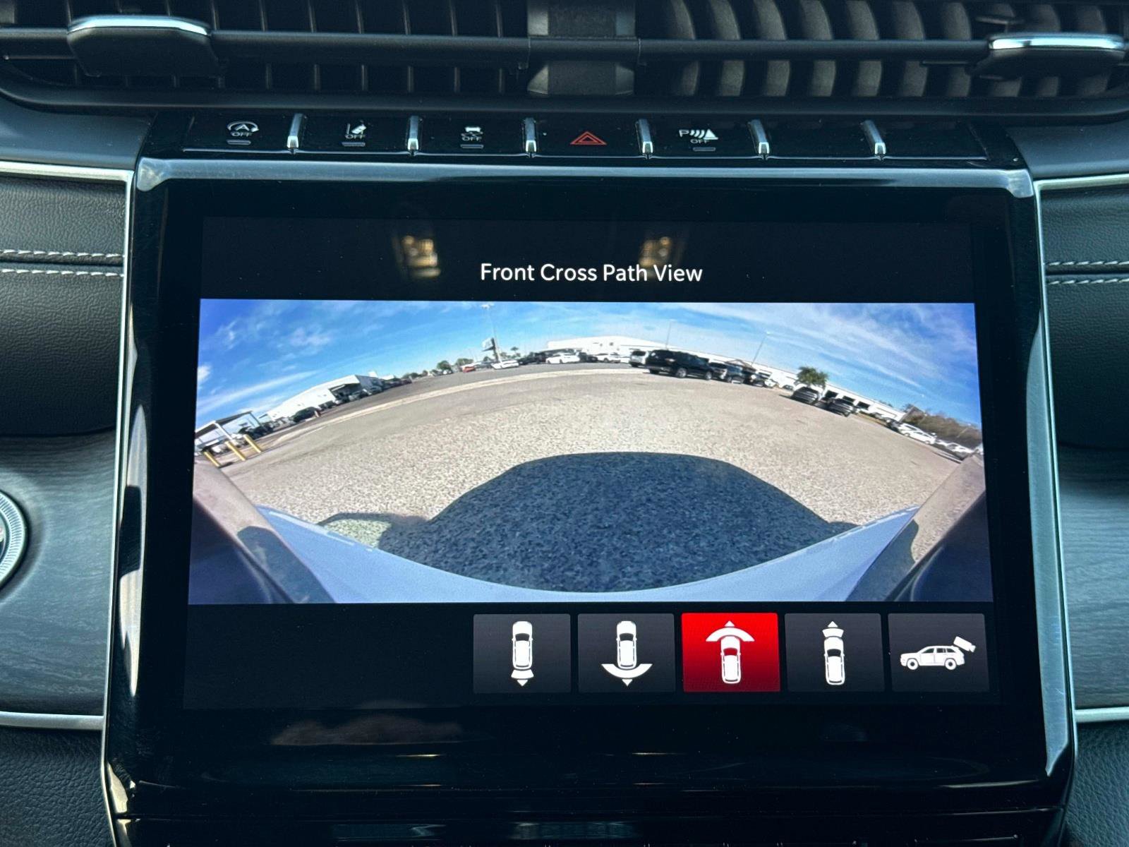 Used 2024 Jeep Grand Cherokee L Limited w/ Luxury Tech Group II image 29