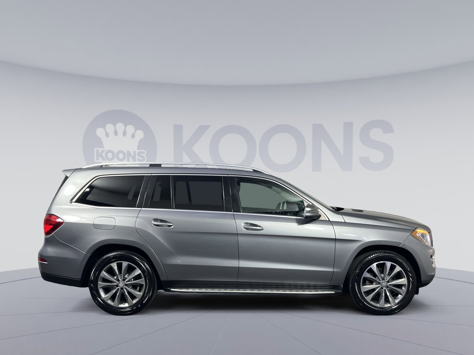 Used 2016 Mercedes-Benz GL 450 4MATIC image 8