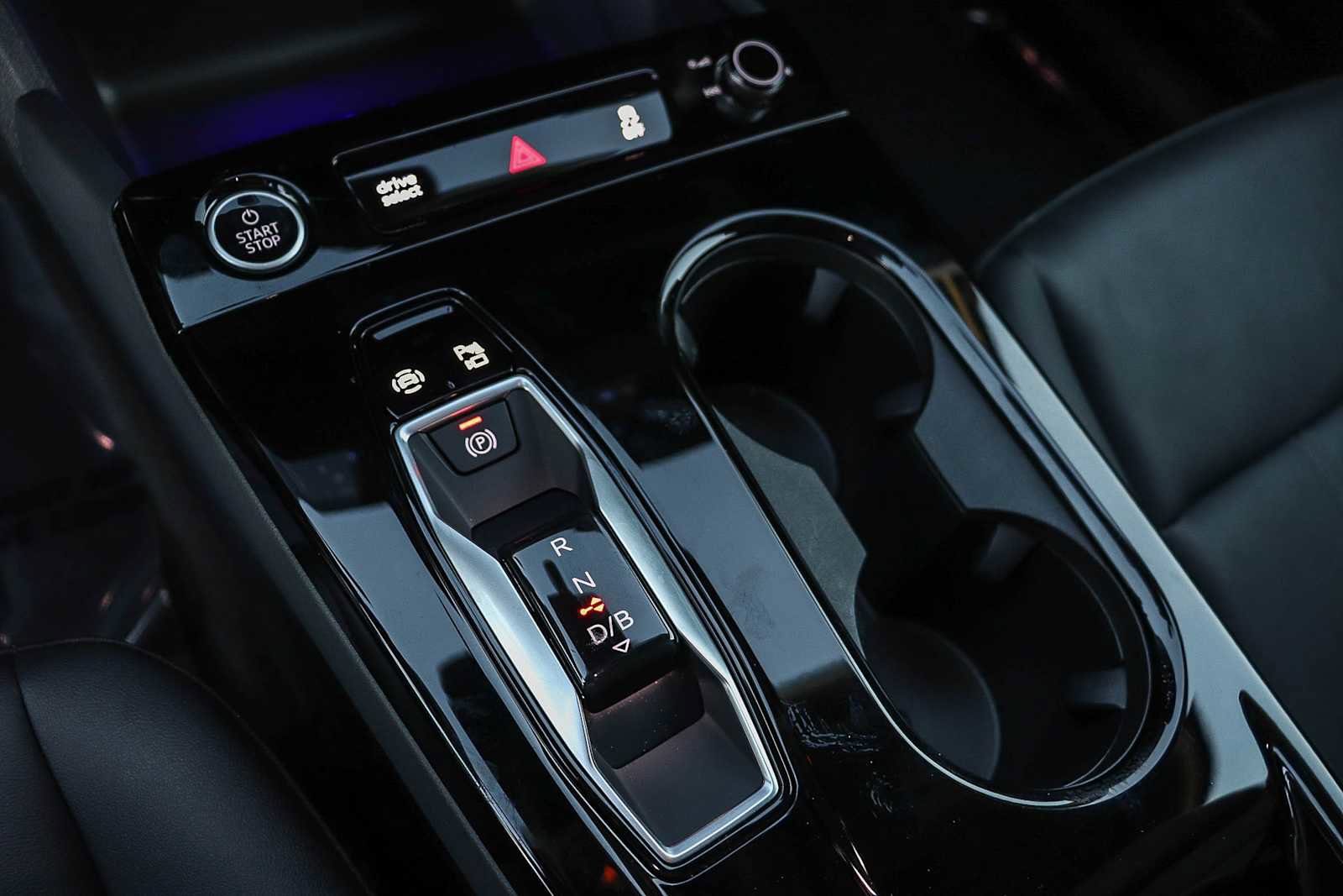 Used 2025 Audi Q6 e-tron Premium Plus w/ Premium Plus image 23