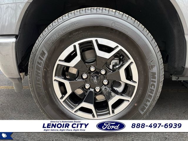 Used 2023 Ford F150 Lightning XLT image 9