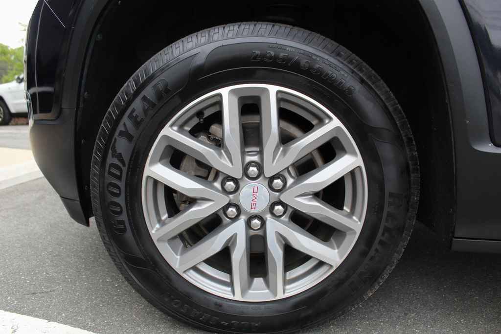 Used 2017 GMC Acadia SLE FWD image 30