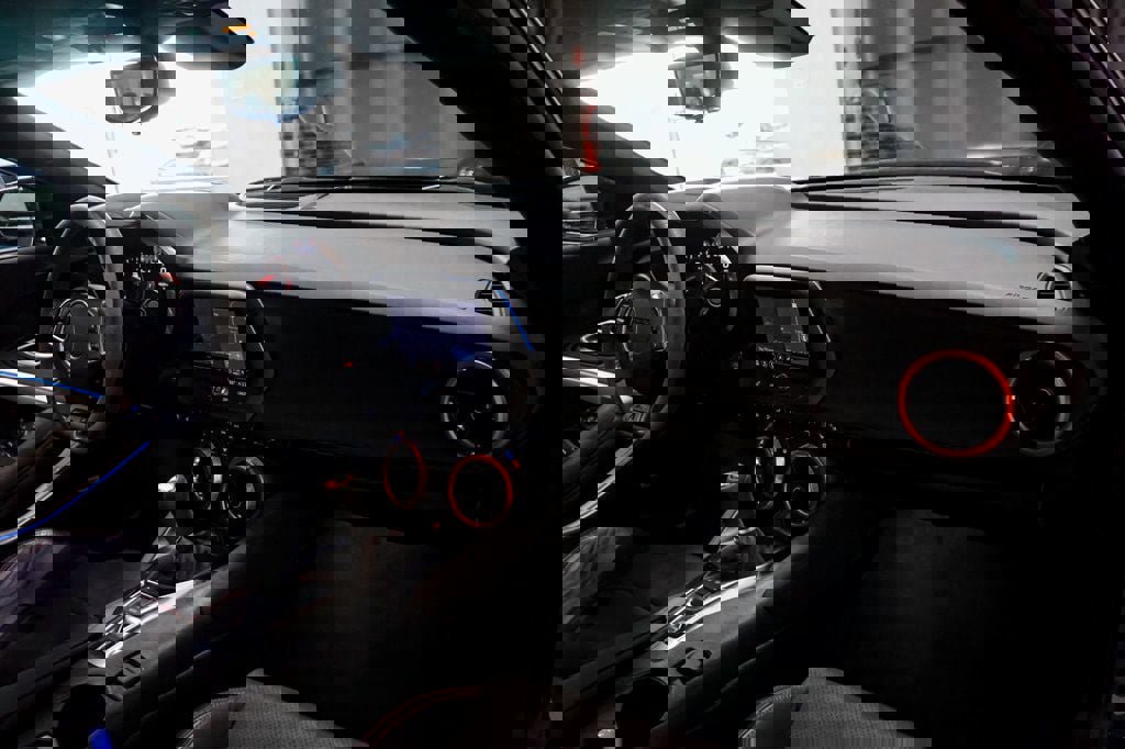 Used 2021 Chevrolet Camaro ZL1 image 38