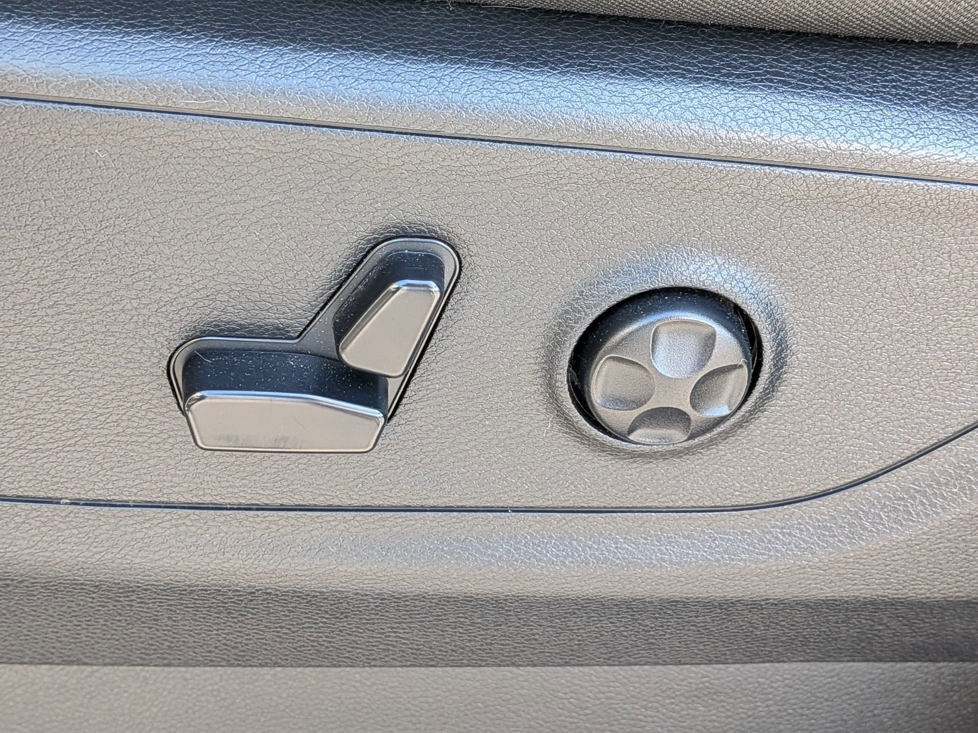 Used 2021 RAM 1500 Big Horn image 23