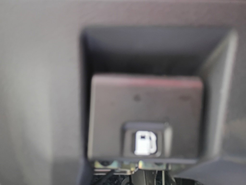 Used 2024 Nissan Altima 2.5 SV image 27