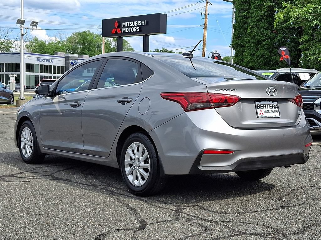 Used 2021 Hyundai Accent SEL FWD image 4