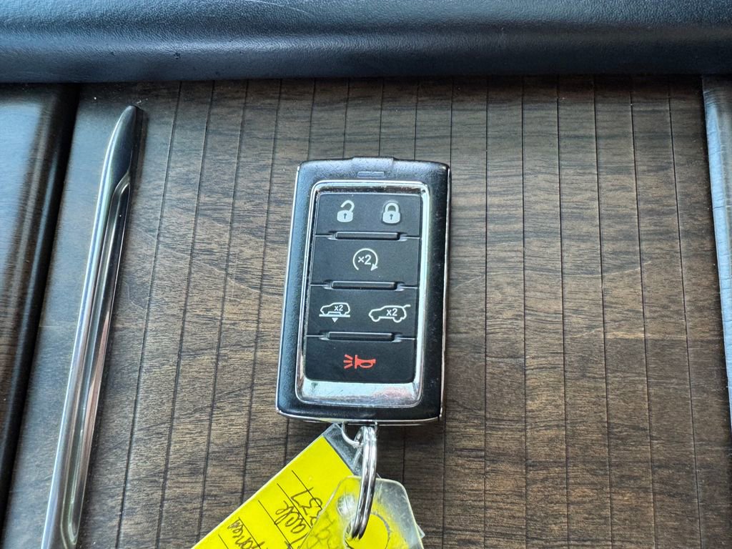 Used 2023 Jeep Grand Wagoneer Series II image 33