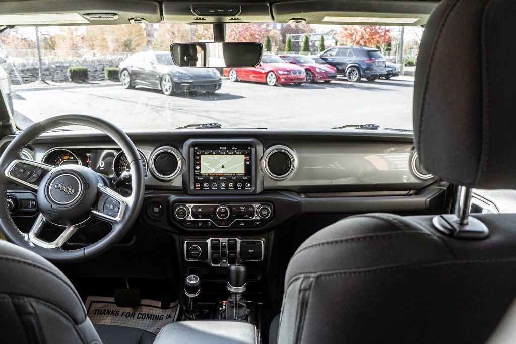 Used 2023 Jeep Wrangler Sahara image 9