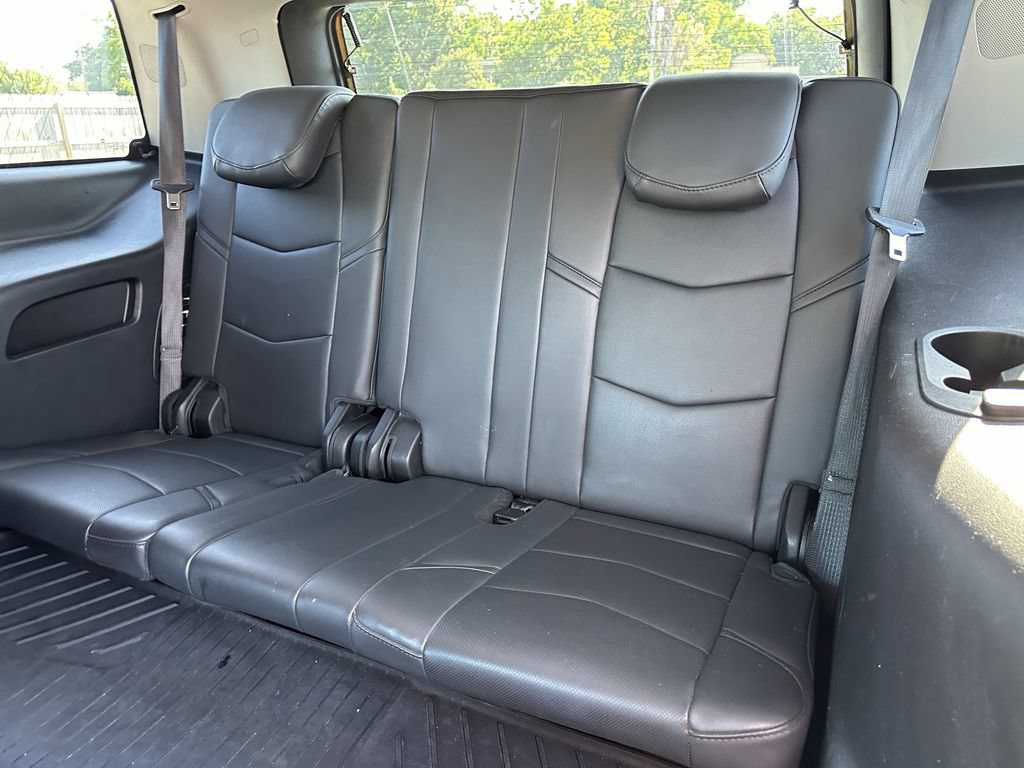 Used 2020 Cadillac Escalade Luxury AWD/4WD image 23
