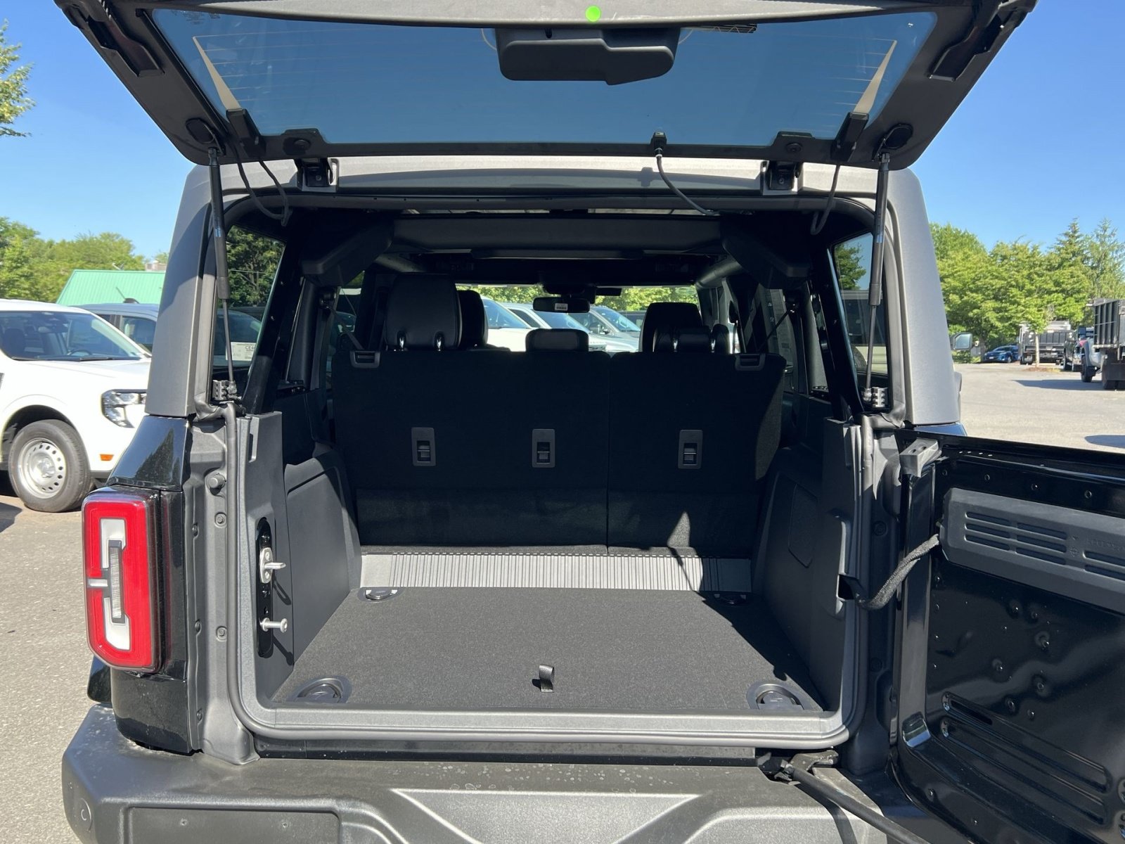 New 2026 Ford Bronco Outer Banks AWD/4WD image 33