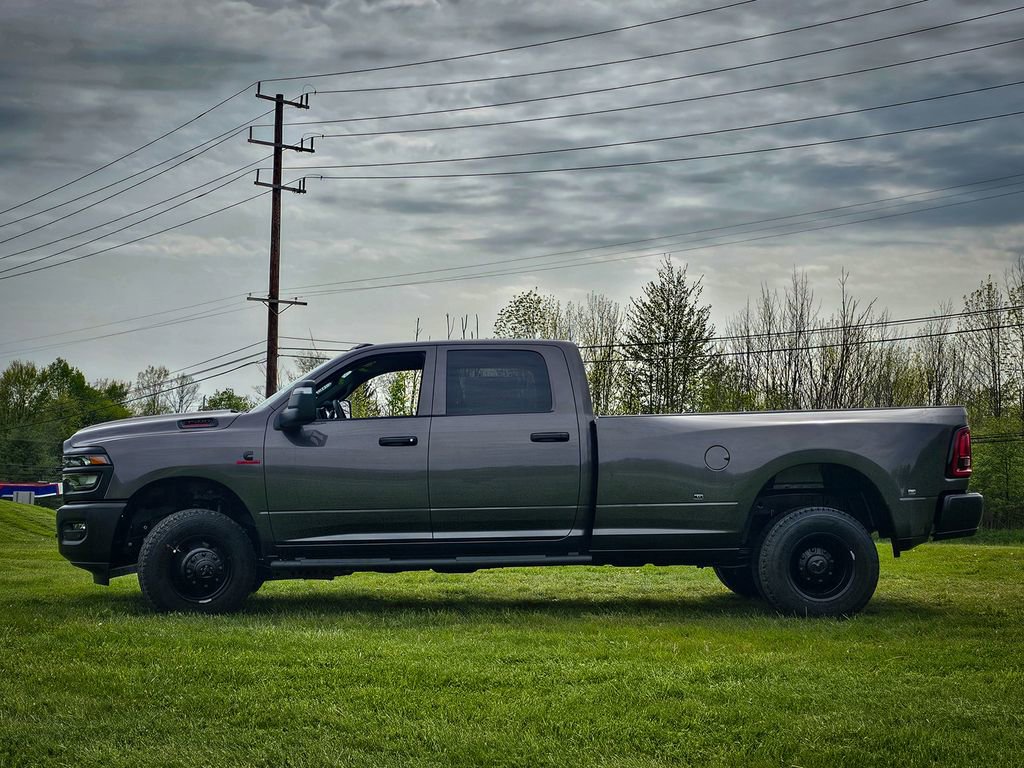 New 2026 RAM 3500 Tradesman AWD/4WD image 9