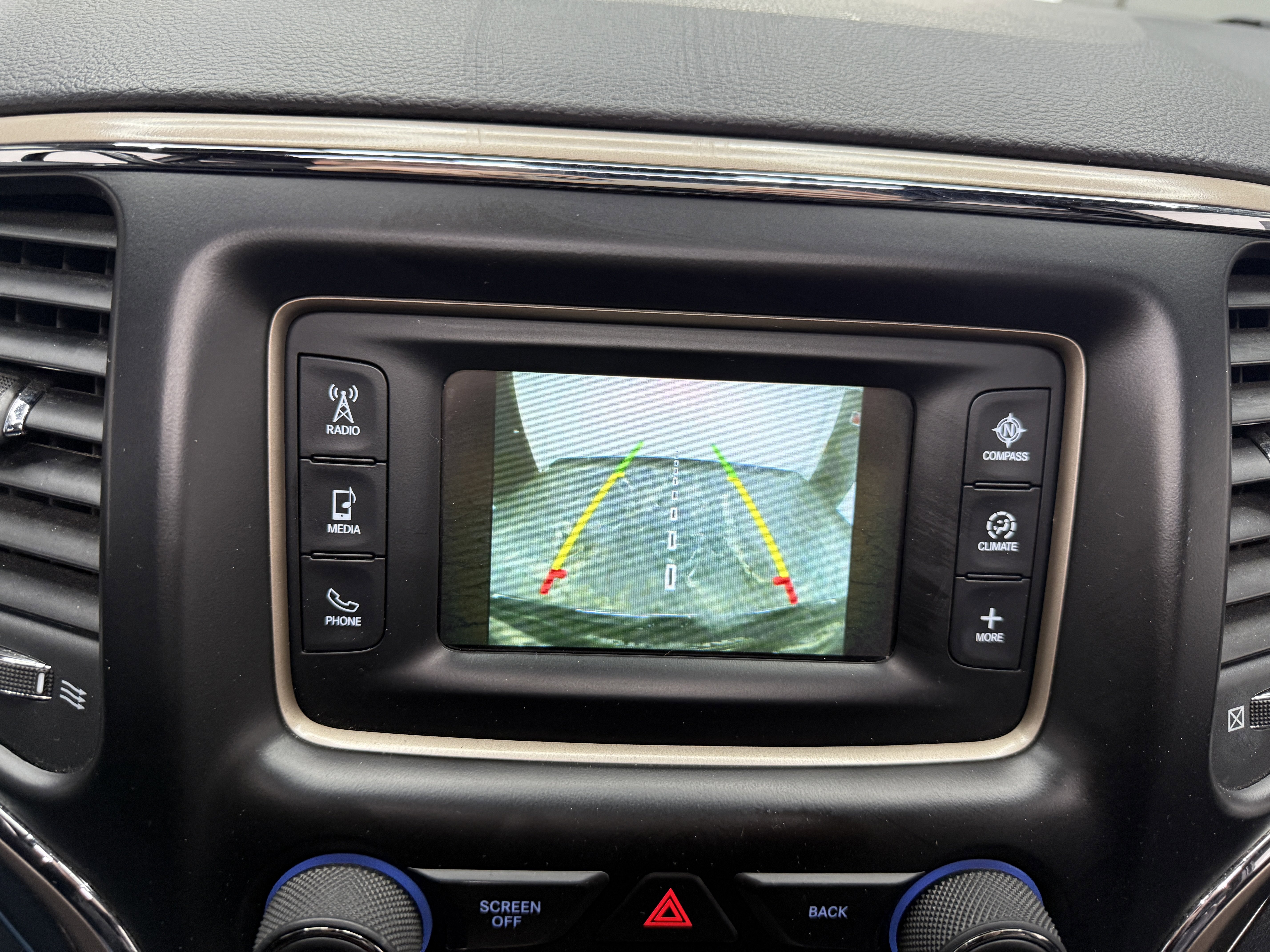 Used 2017 Jeep Grand Cherokee Limited image 15