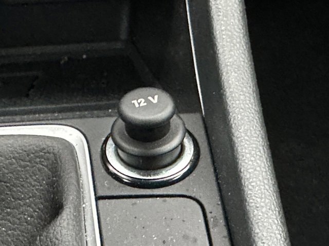 Certified 2025 Volkswagen Jetta SE image 35