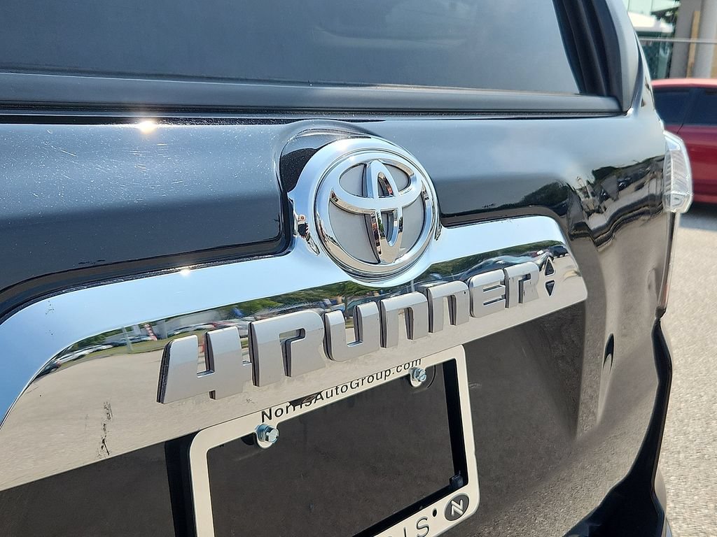 Used 2014 Toyota 4Runner Limited AWD/4WD image 25