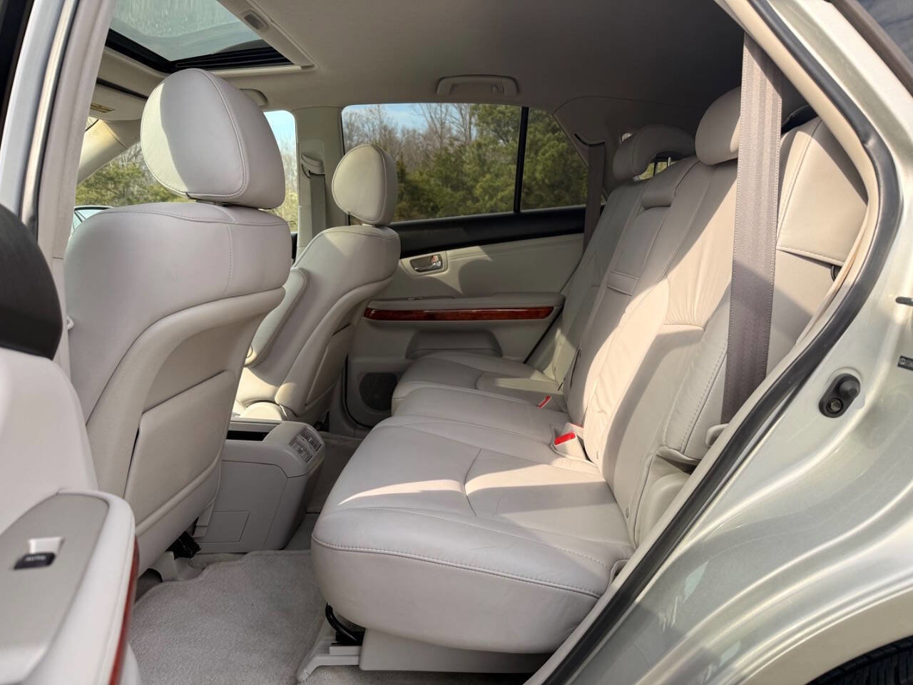 Used 2005 Lexus RX 330 AWD image 23