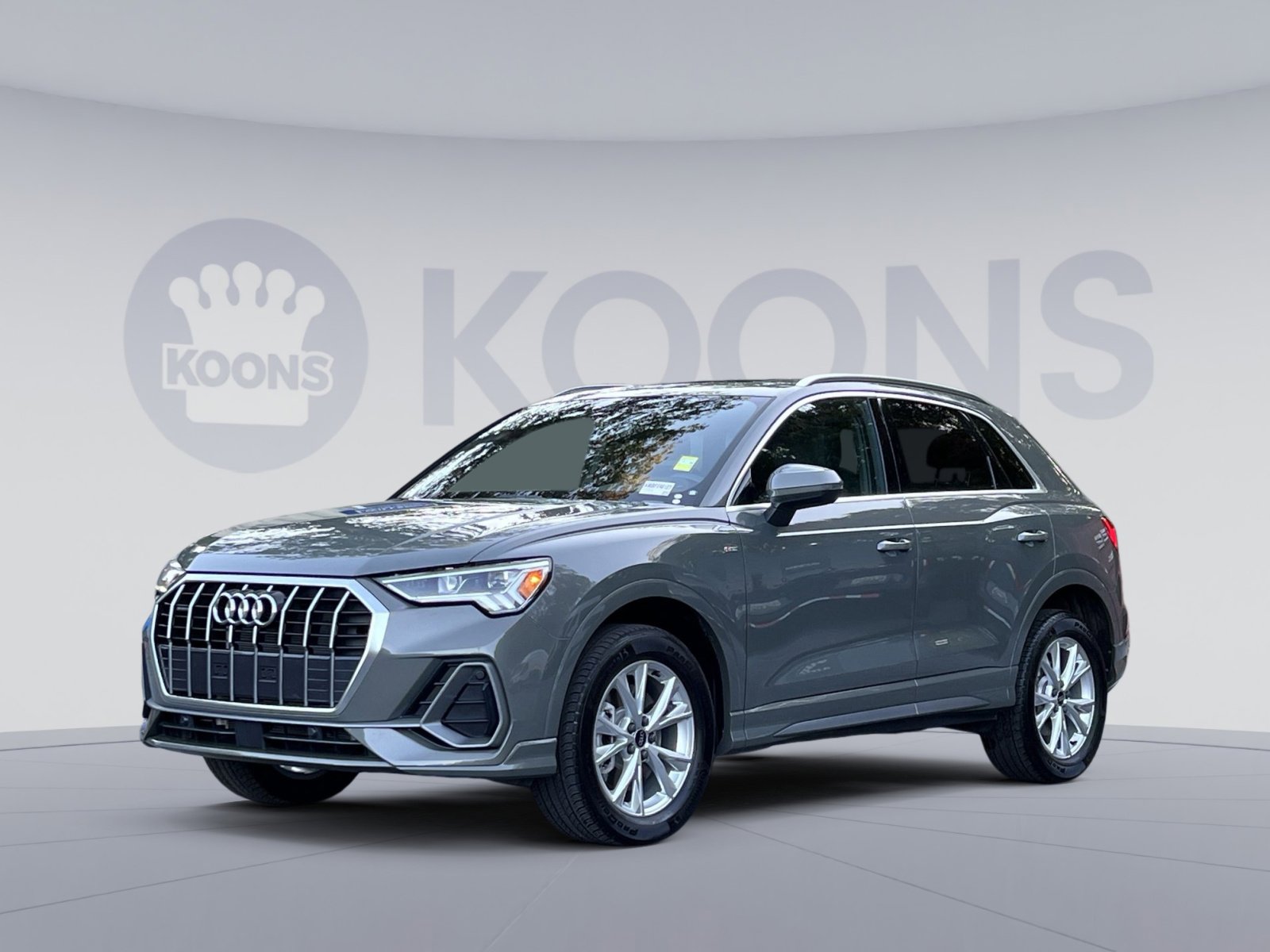 Used 2024 Audi Q3 2.0T Premium w/ Convenience Package