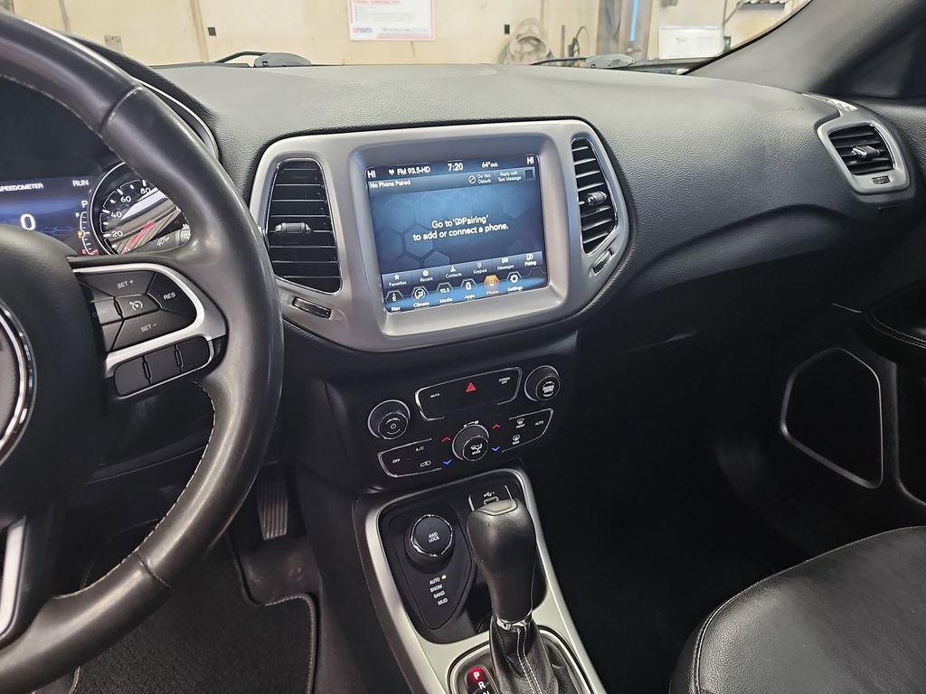 Used 2021 Jeep Compass Latitude AWD/4WD image 19