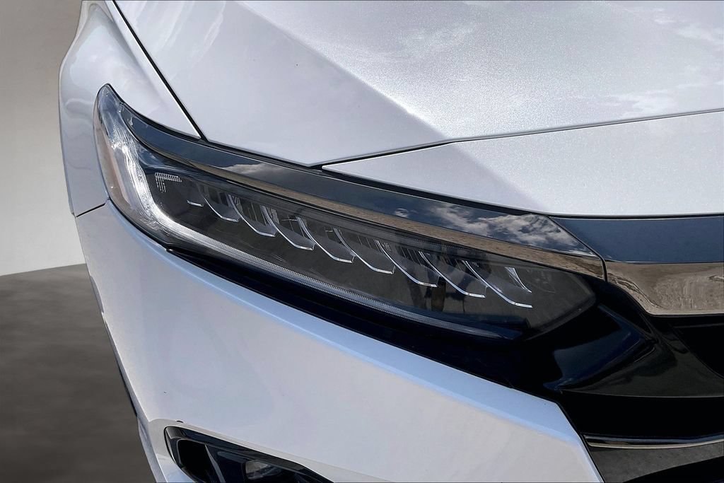 Certified 2022 Honda Accord Sport image 30