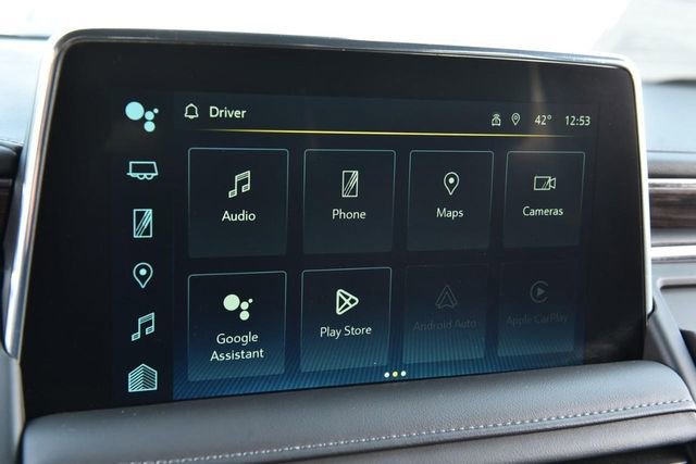 Used 2024 Chevrolet Suburban LT AWD/4WD image 13