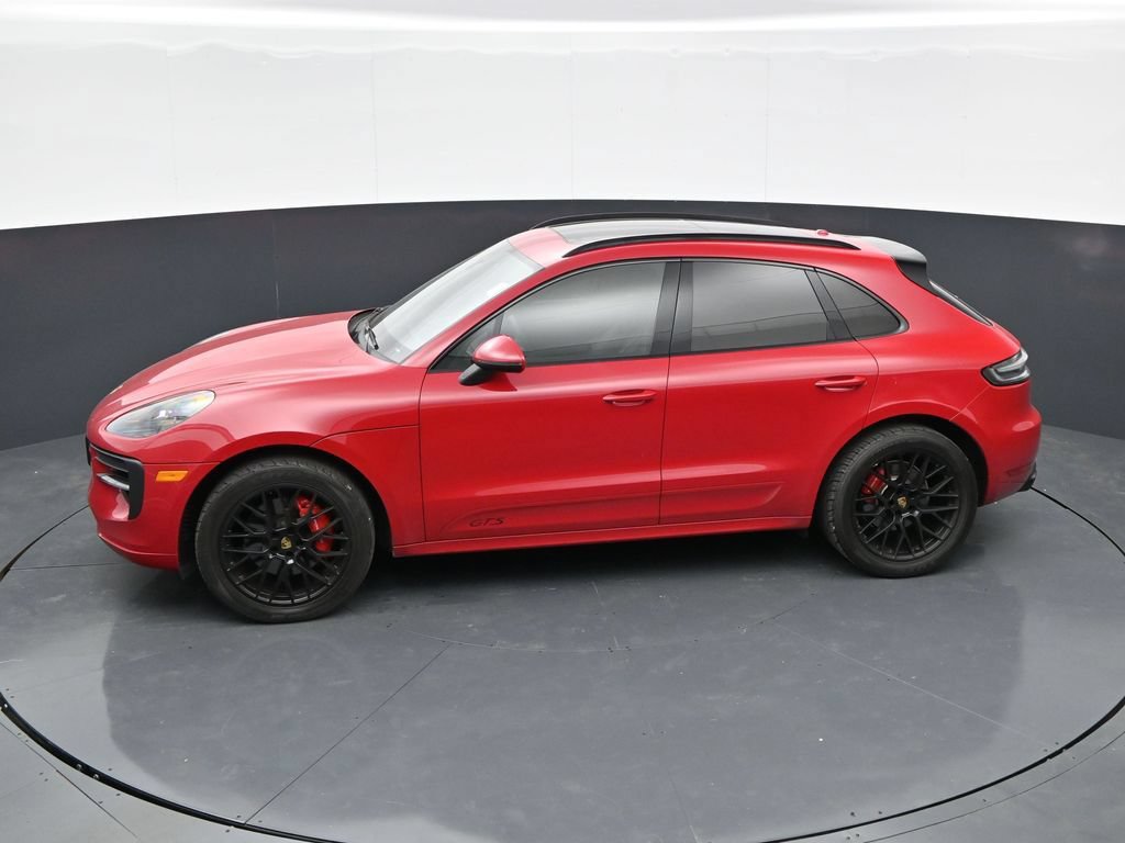 Used 2021 Porsche Macan GTS w/ Sport Chrono Package AWD/4WD image 36